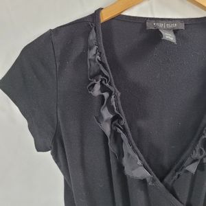 WHBM Women's XXS Ruched/Ruffled Black Plunge Neck Short Sleeve Blouse